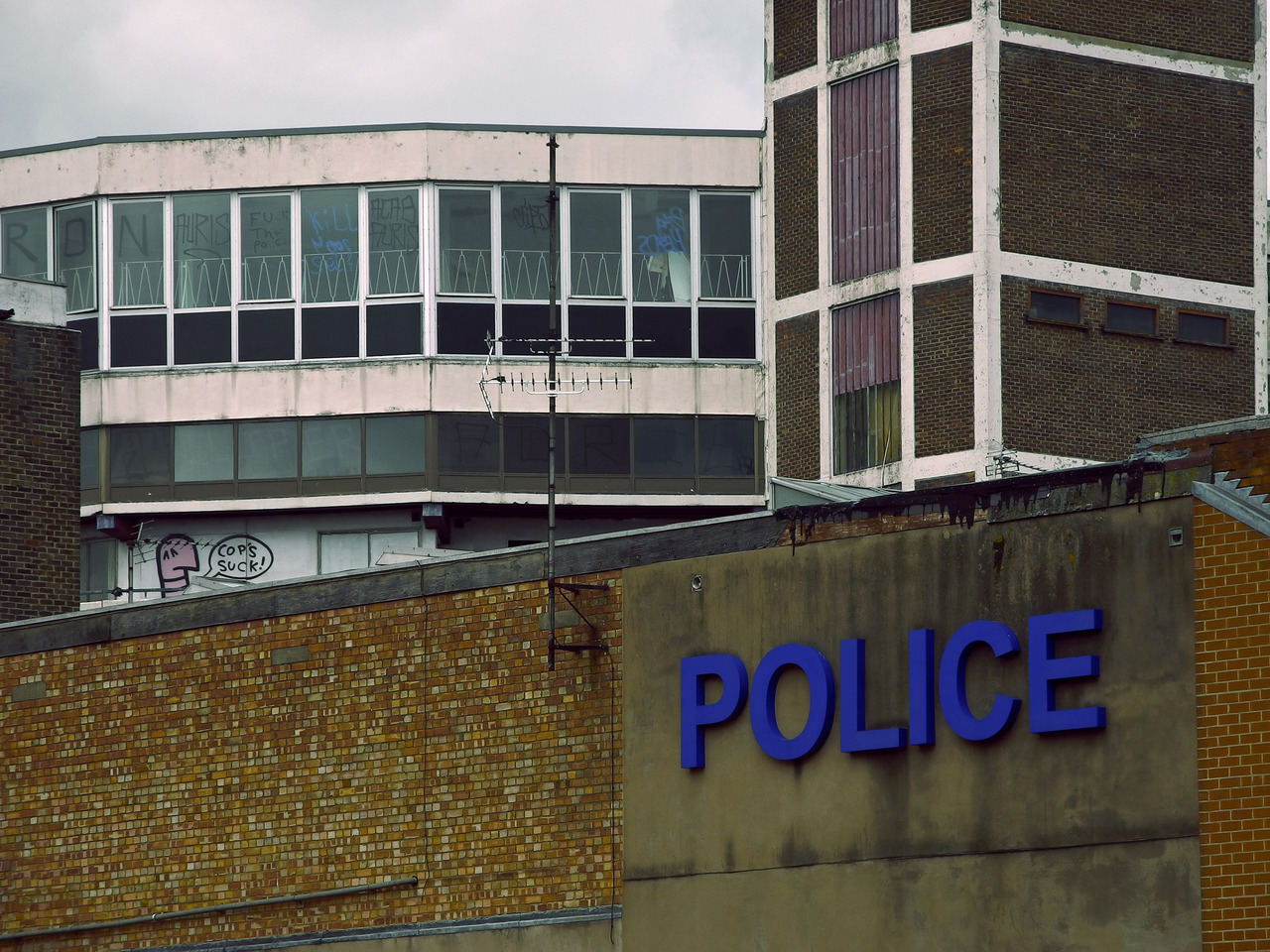 Archillect ID 399330