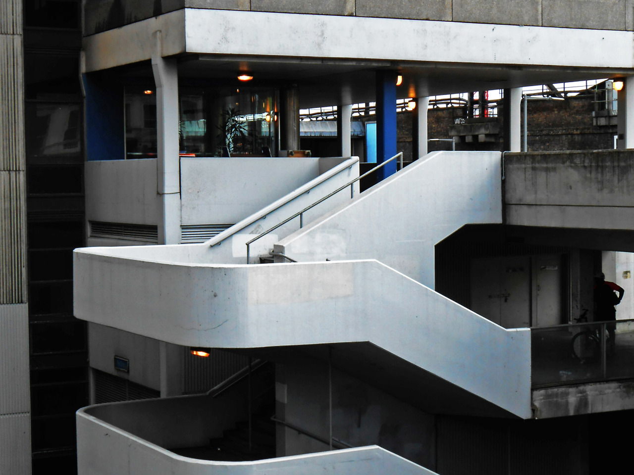 Archillect ID 399351