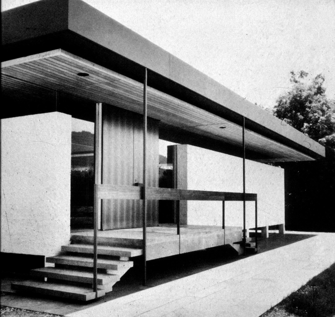 Archillect ID 399396