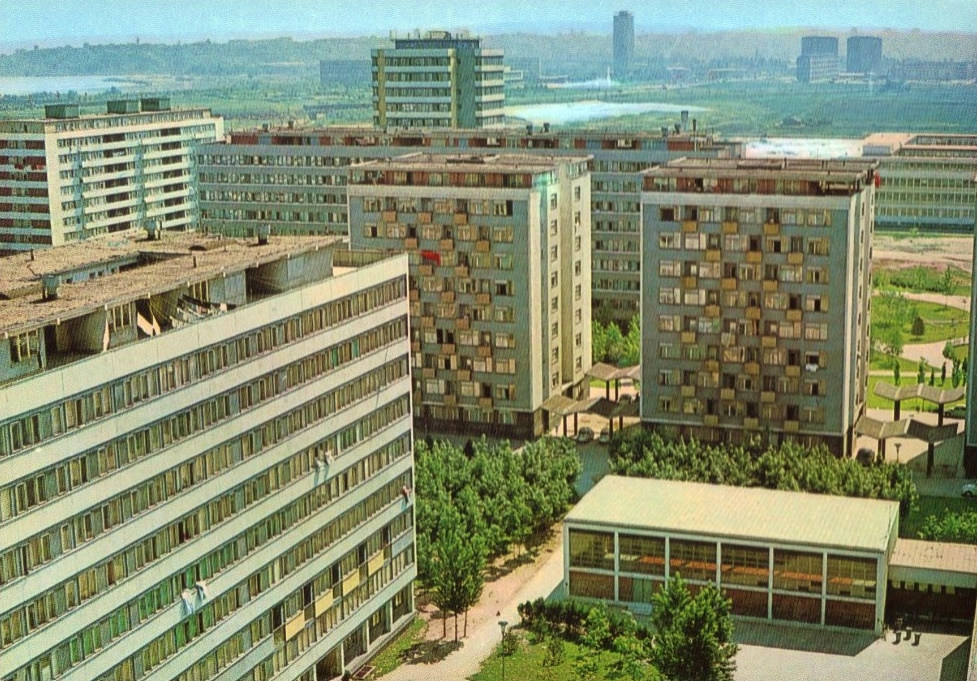 Archillect ID 399603