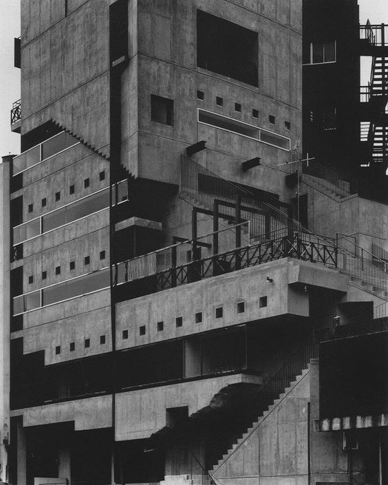 Archillect ID 399691