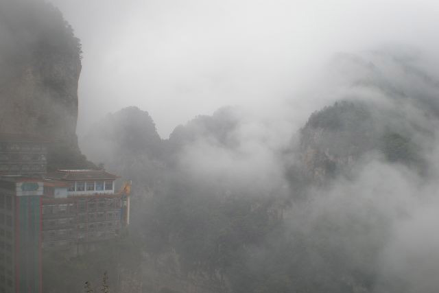 Archillect ID 399711