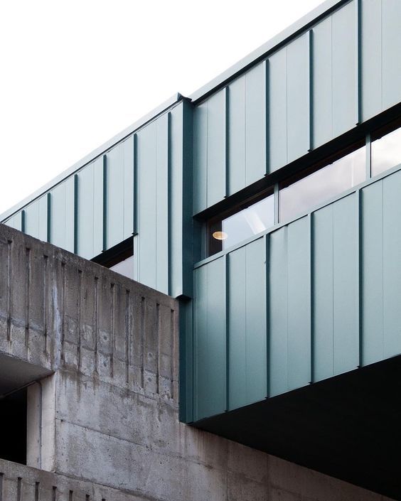 Archillect ID 399717