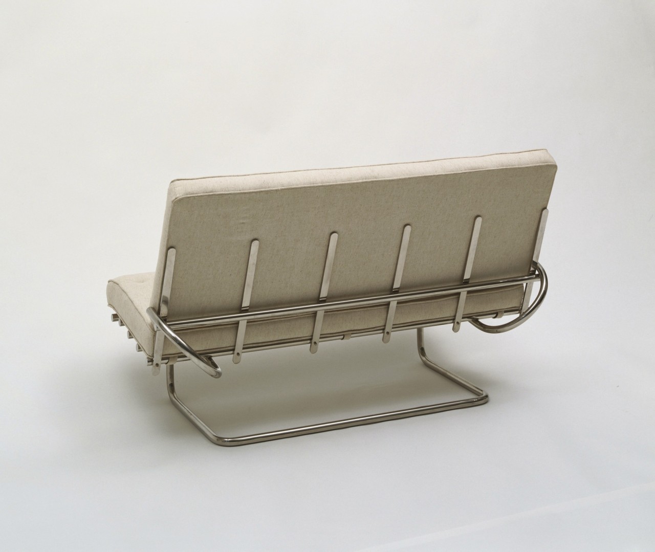 Archillect ID 399728