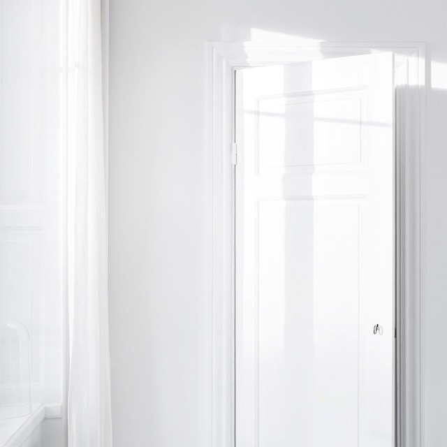 Archillect ID 399835