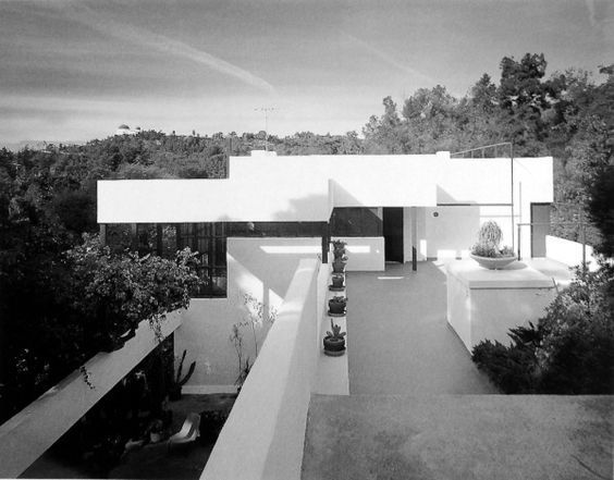 Archillect ID 399902