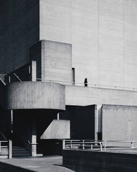 Archillect ID 399904