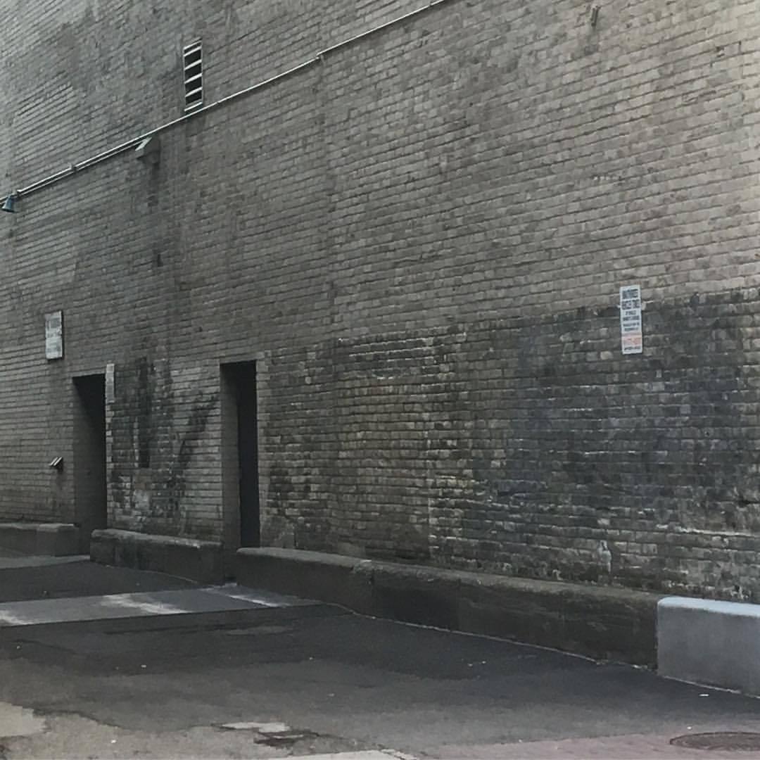 Archillect ID 399918