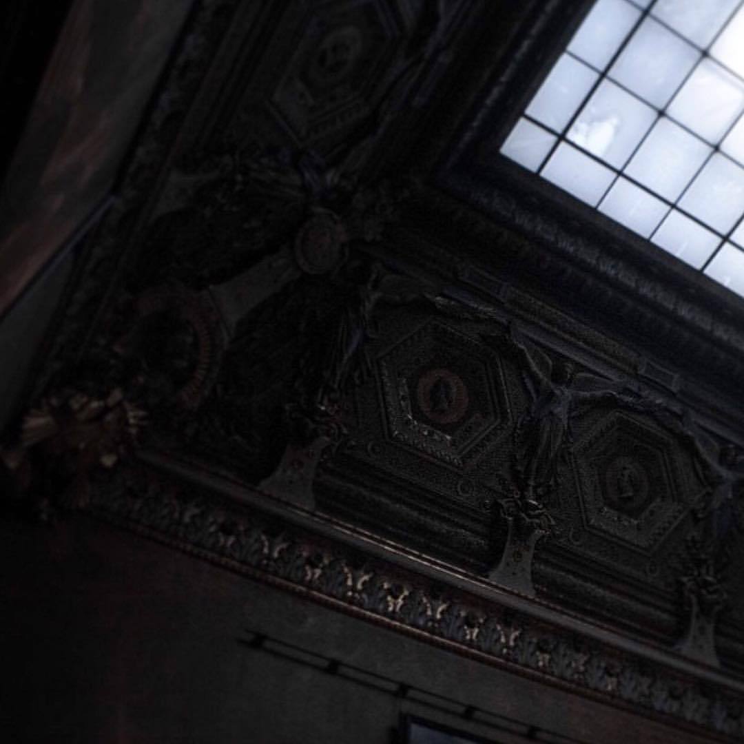 Archillect ID 399984