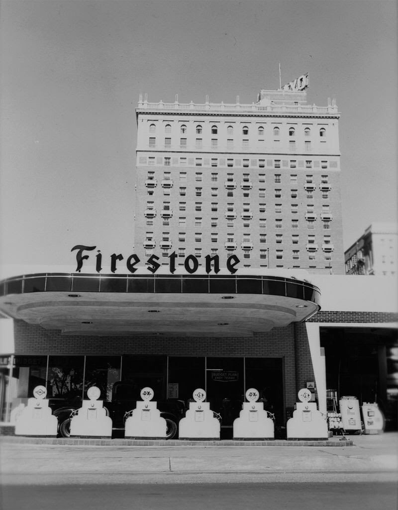 Archillect ID 400017