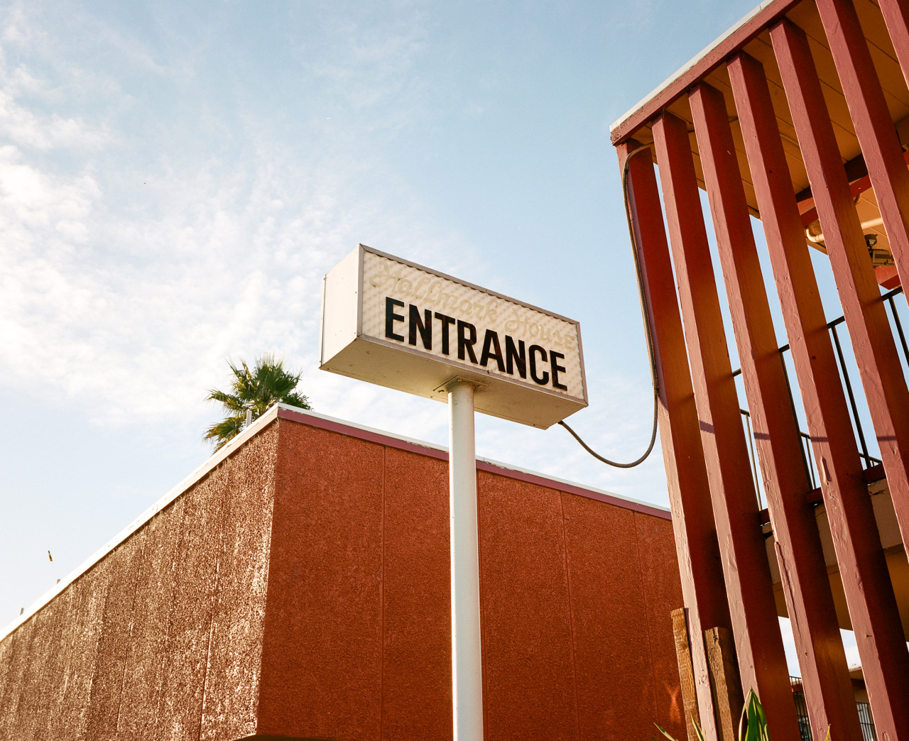 Archillect ID 400029