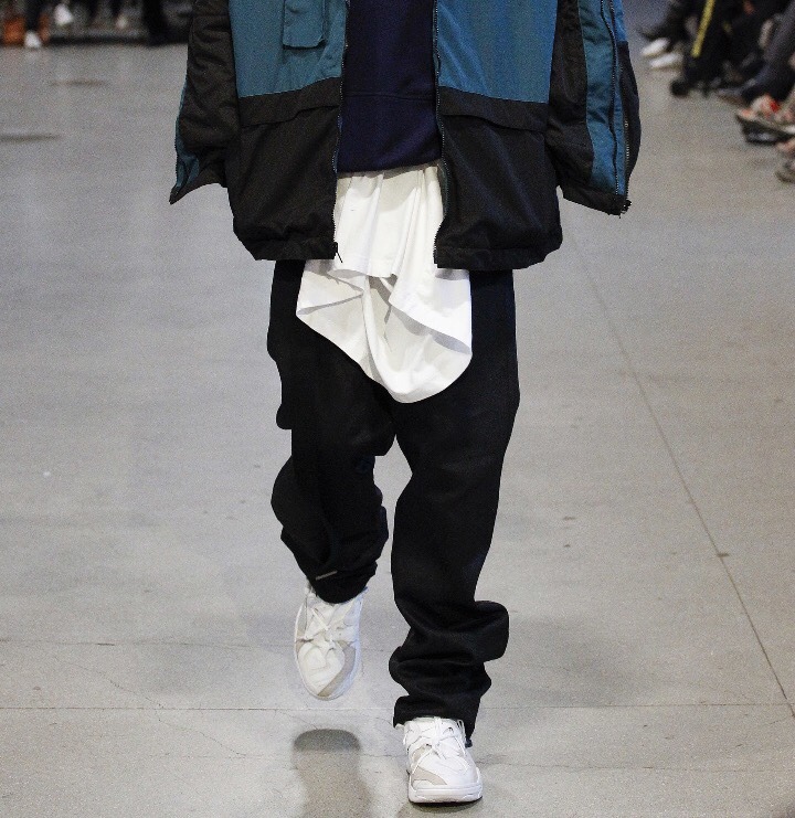 Archillect ID 400060