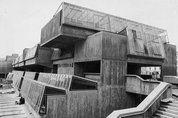 Archillect ID 400065