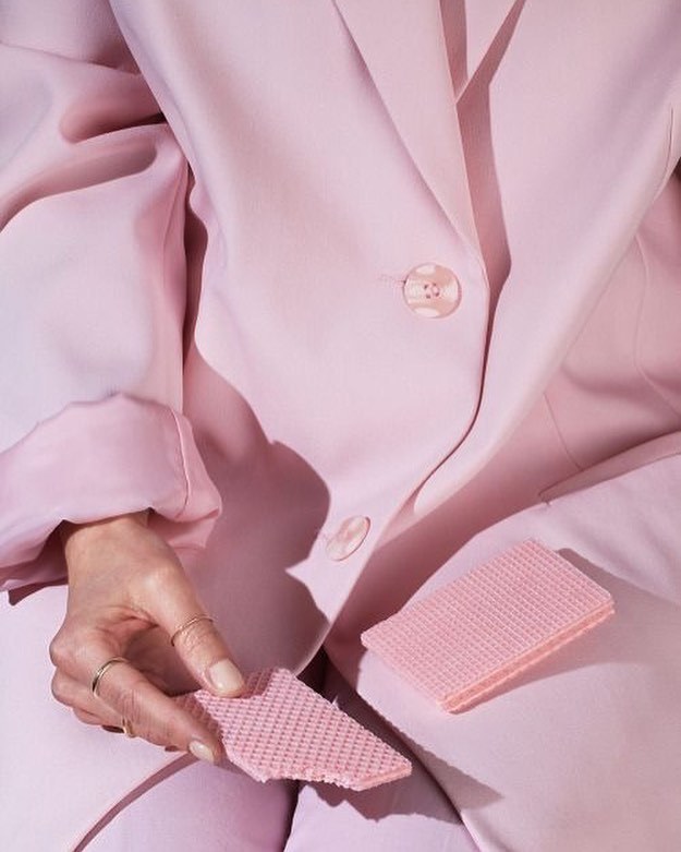 Archillect ID 400106