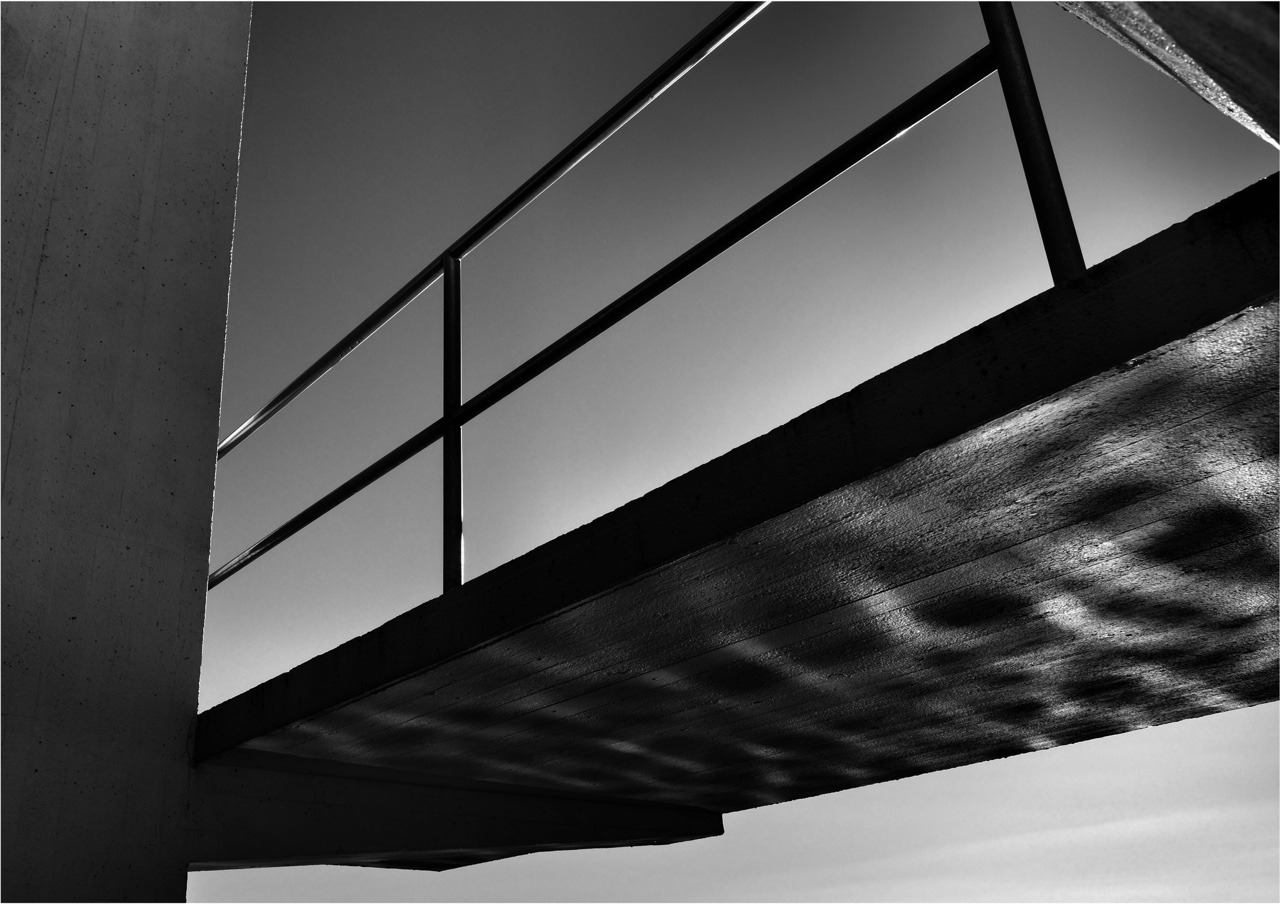 Archillect ID 400112