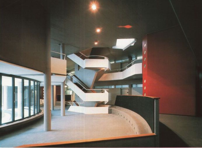 Archillect ID 400132