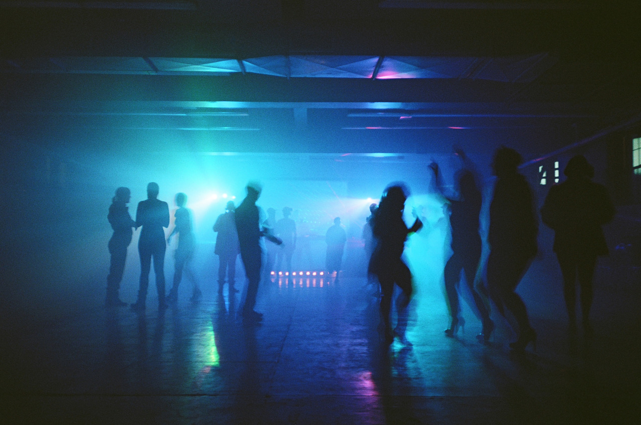 Archillect ID 400143