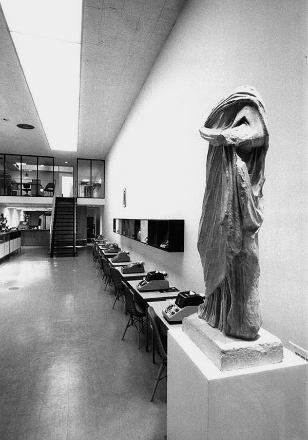 Archillect ID 400198