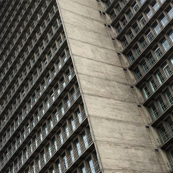 Archillect ID 400205