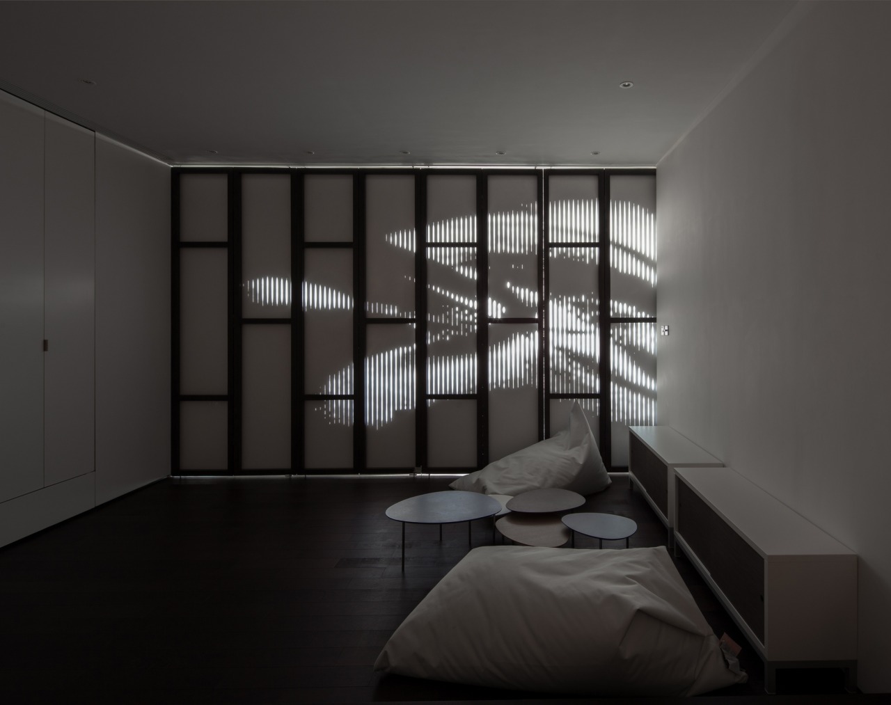 Archillect ID 400229