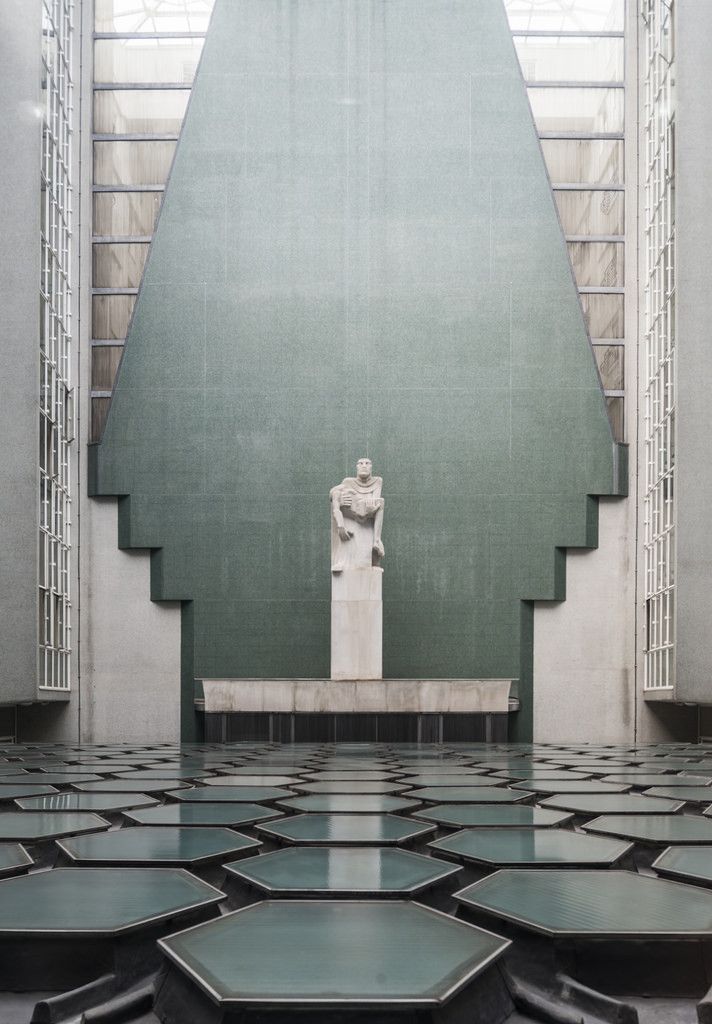 Archillect ID 400236