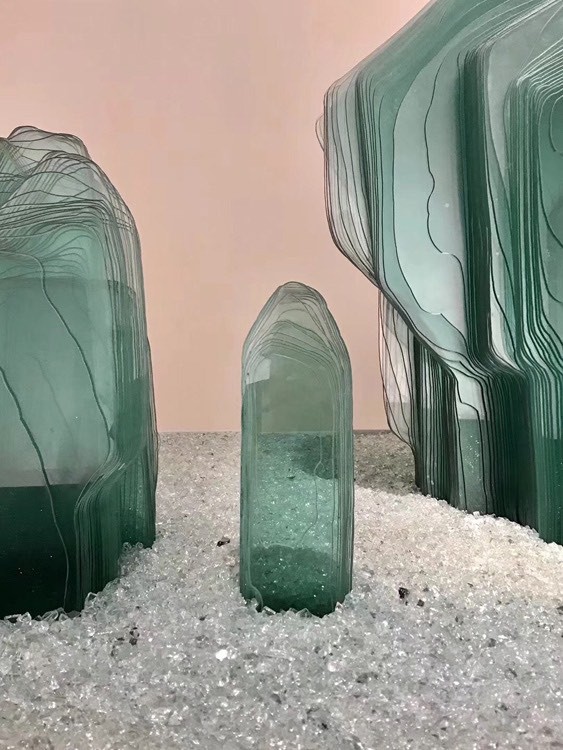 Archillect ID 400285