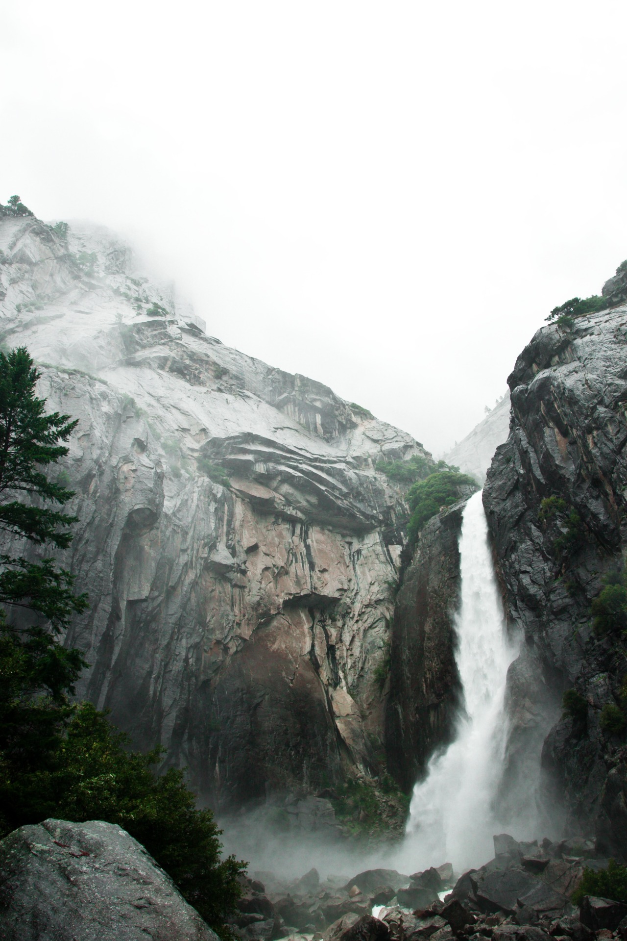 Archillect ID 400286