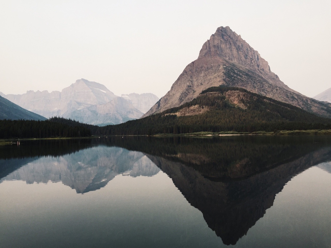 Archillect ID 400318