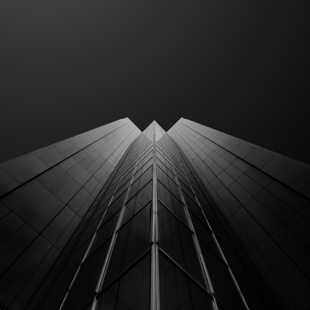 Archillect ID 400329