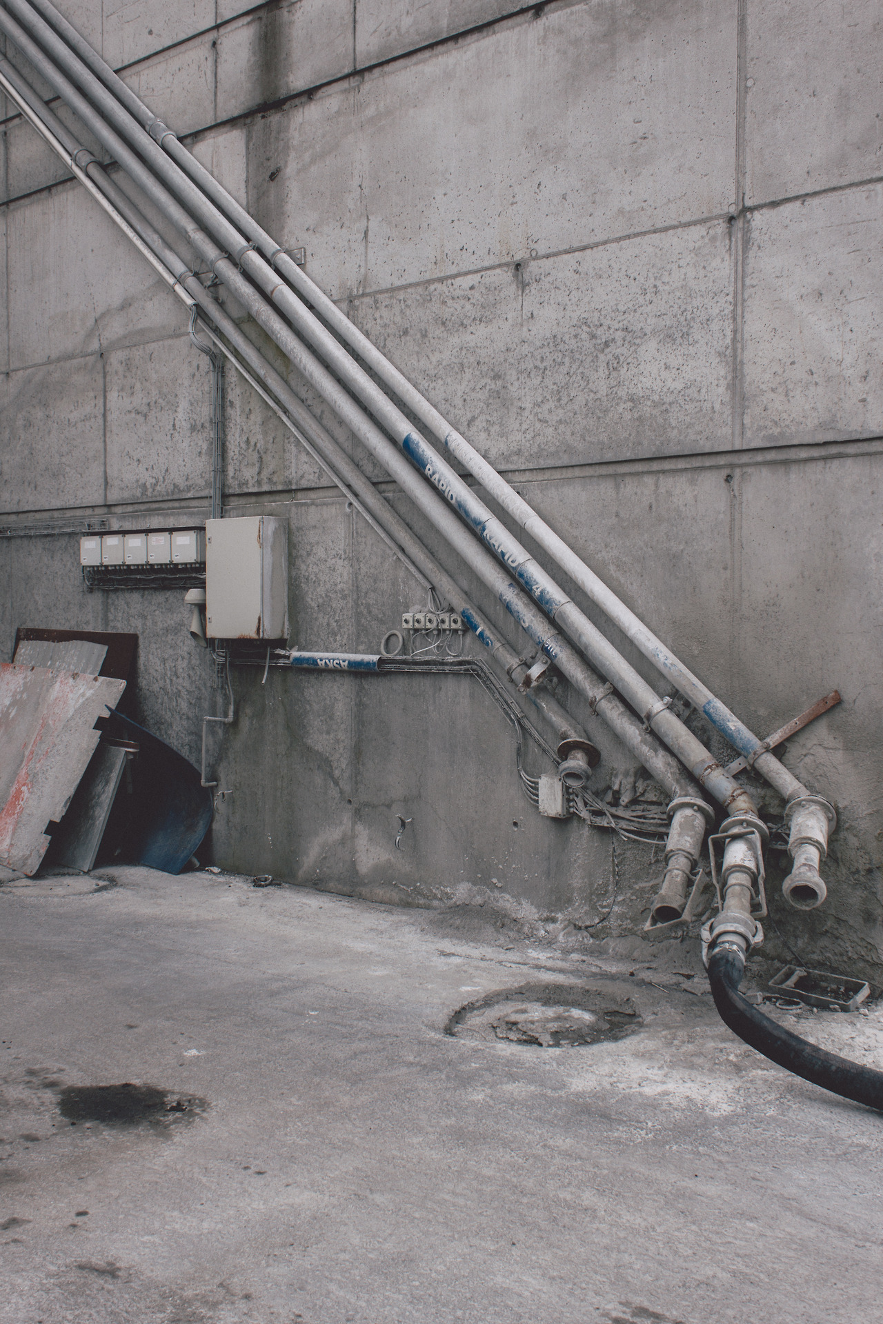 Archillect ID 400451