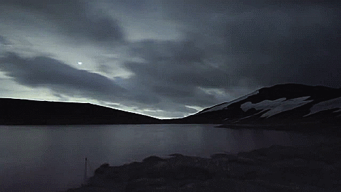 Archillect ID 400462