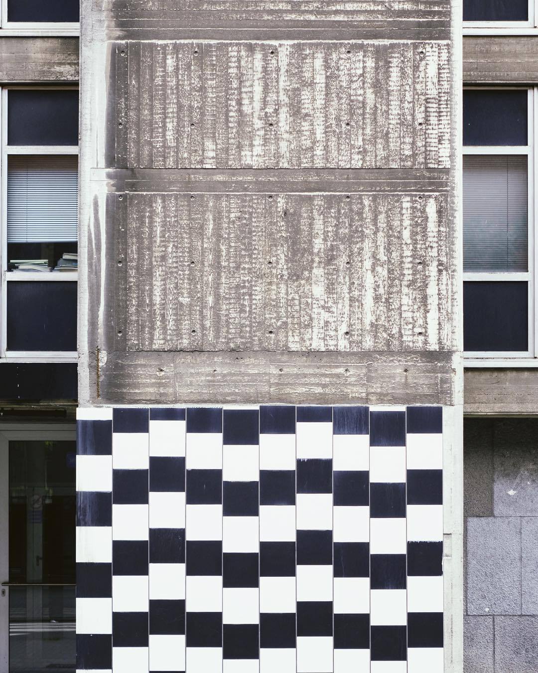 Archillect ID 400513