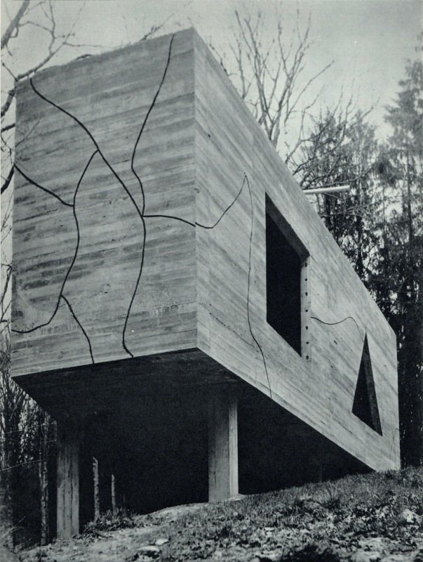 Archillect ID 400659