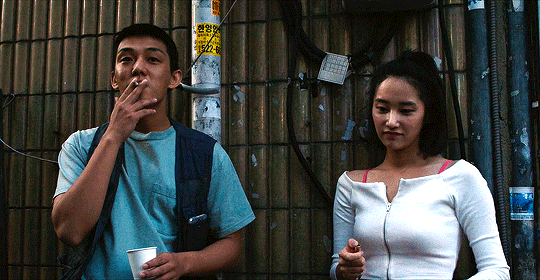 Archillect ID 400672