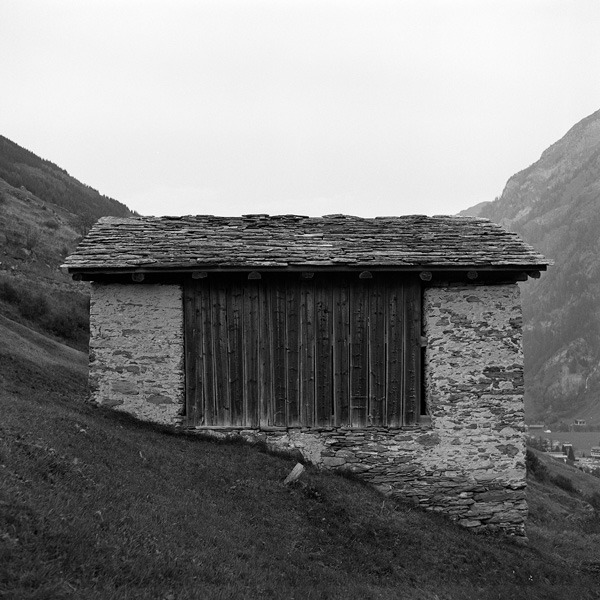 Archillect ID 400674