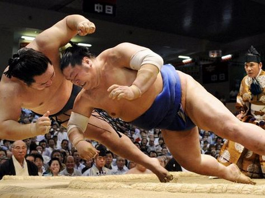 Archillect ID 400686