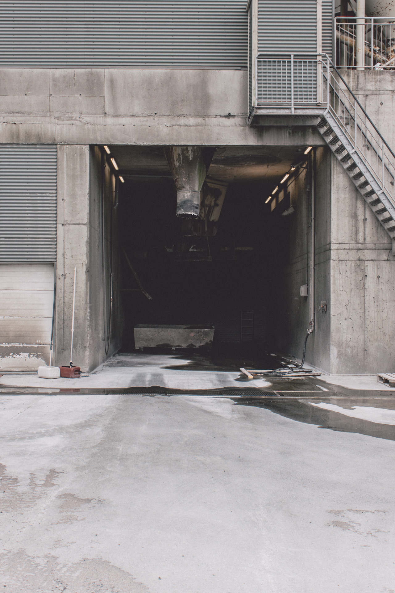 Archillect ID 400690