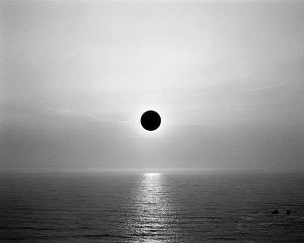 Archillect ID 400718