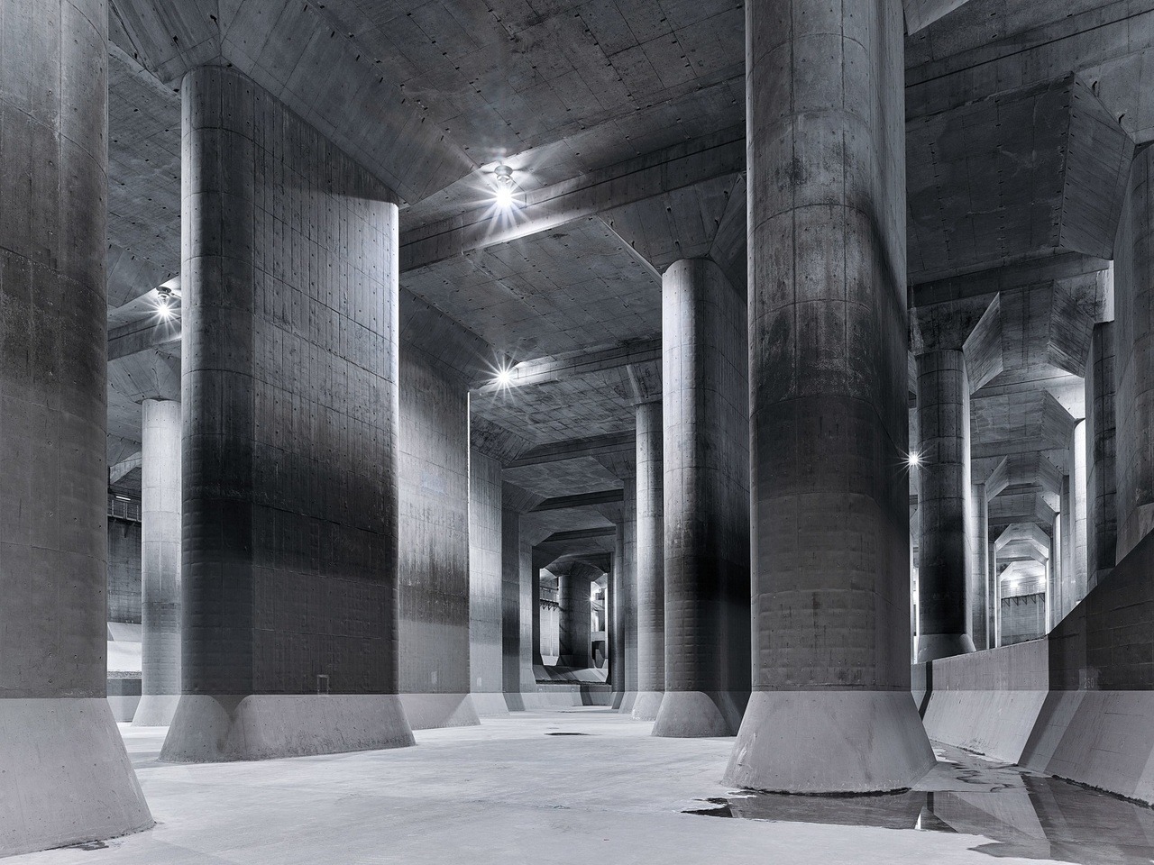 Archillect ID 400720