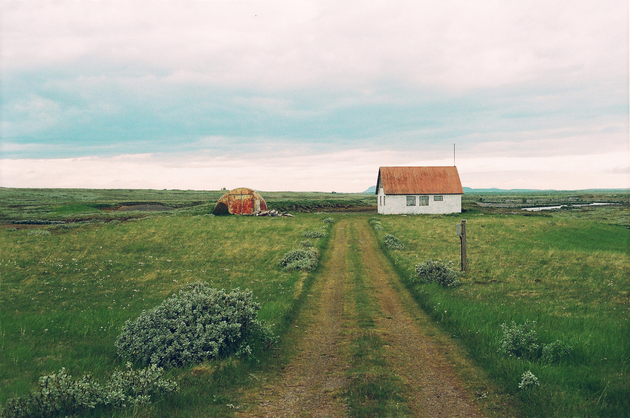 Archillect ID 400769