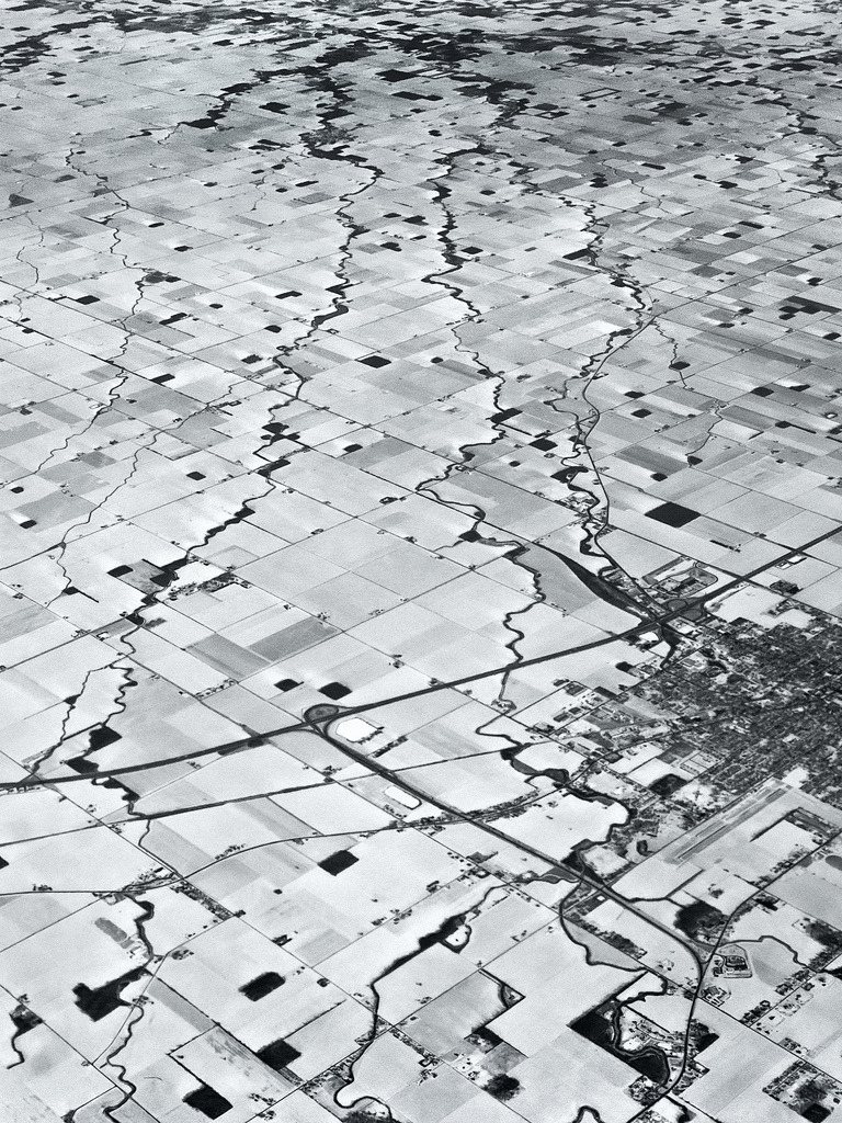 Archillect ID 400785