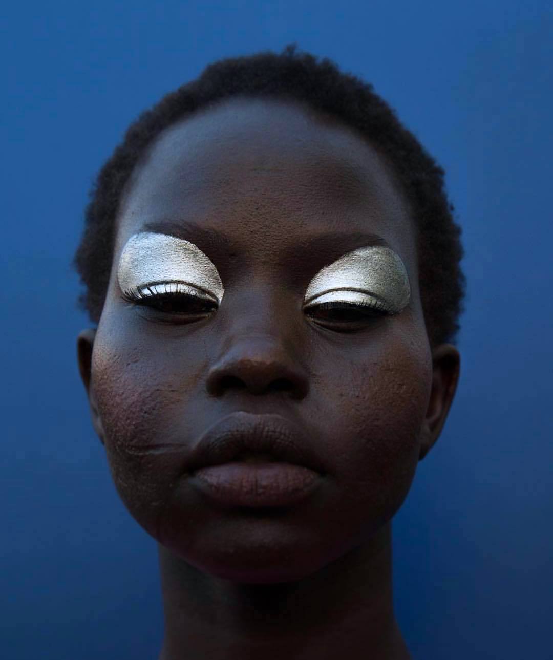 Archillect ID 400802