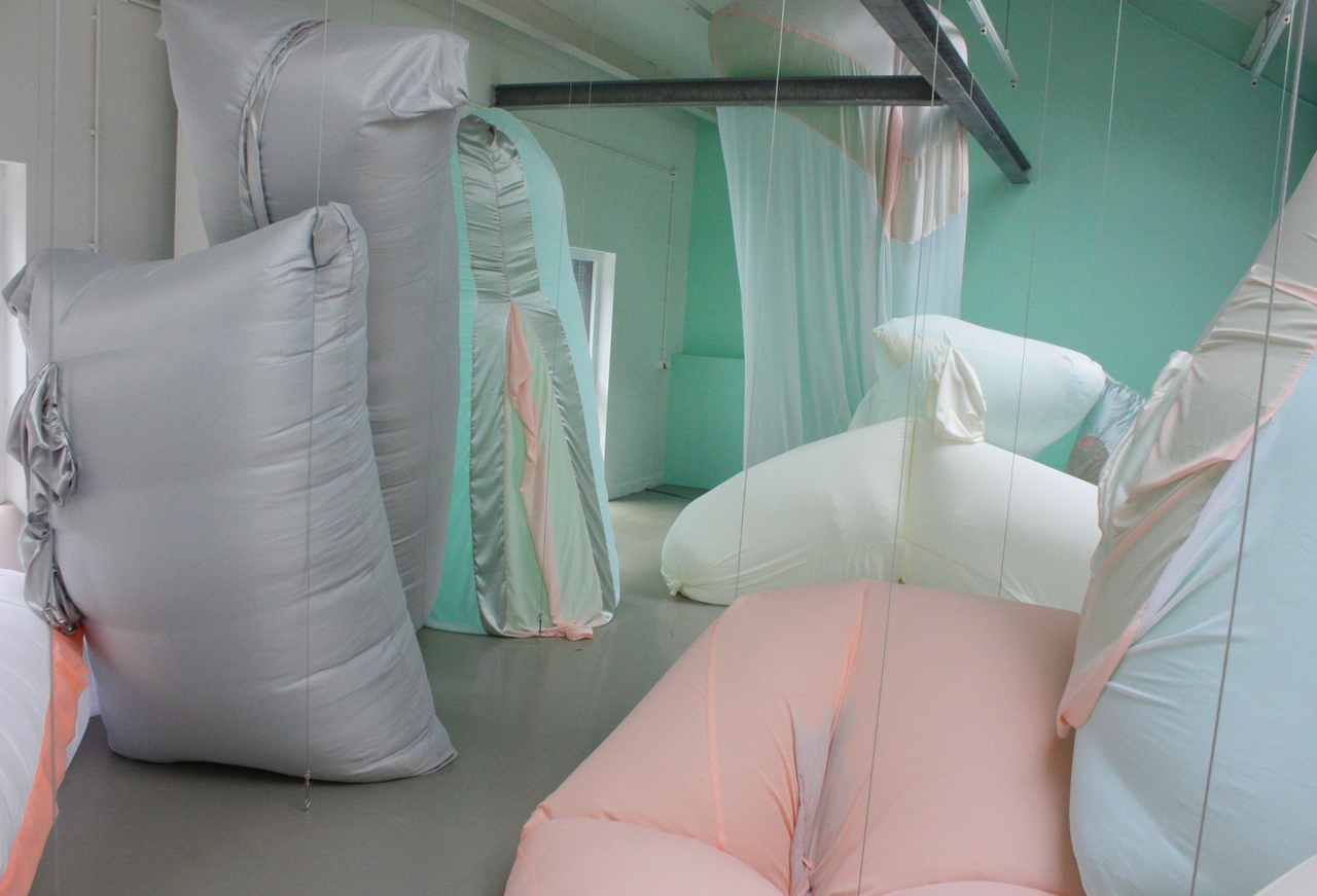 Archillect ID 400841