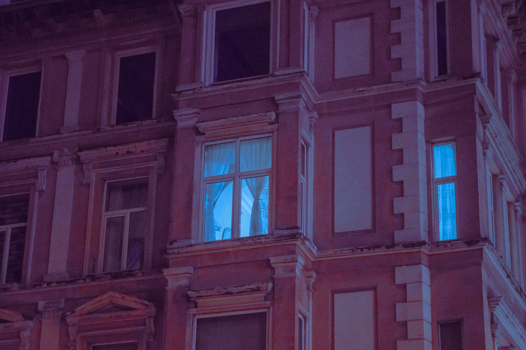 Archillect ID 400847