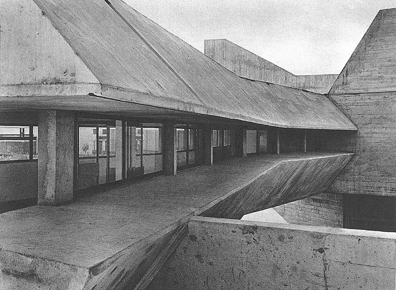 Archillect ID 400874