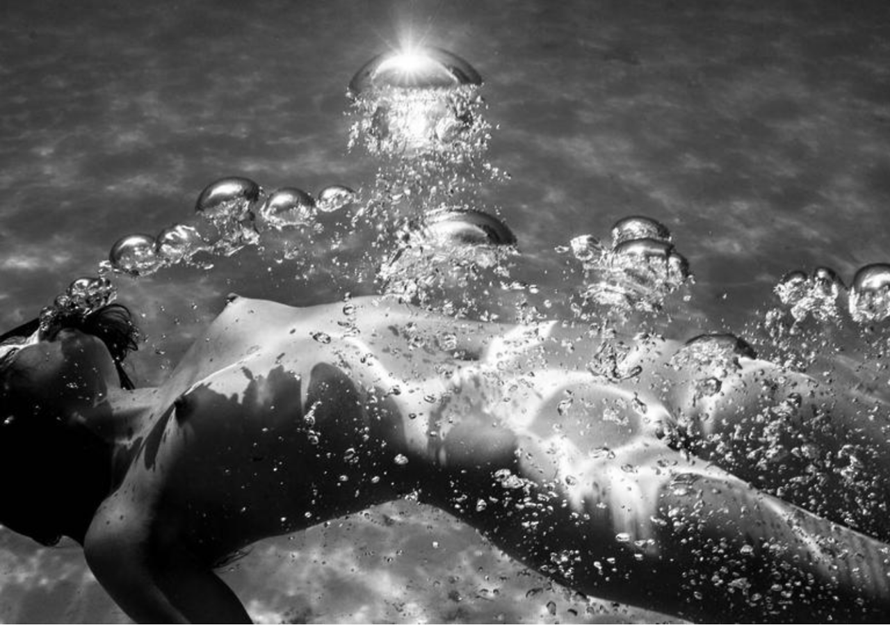 Archillect ID 400876