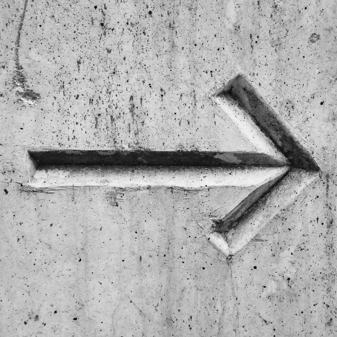 Archillect ID 400932