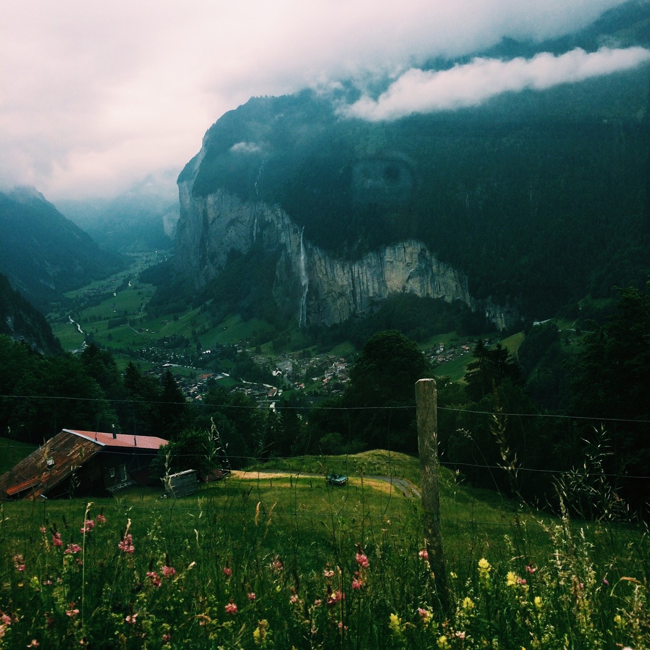 Archillect ID 400996