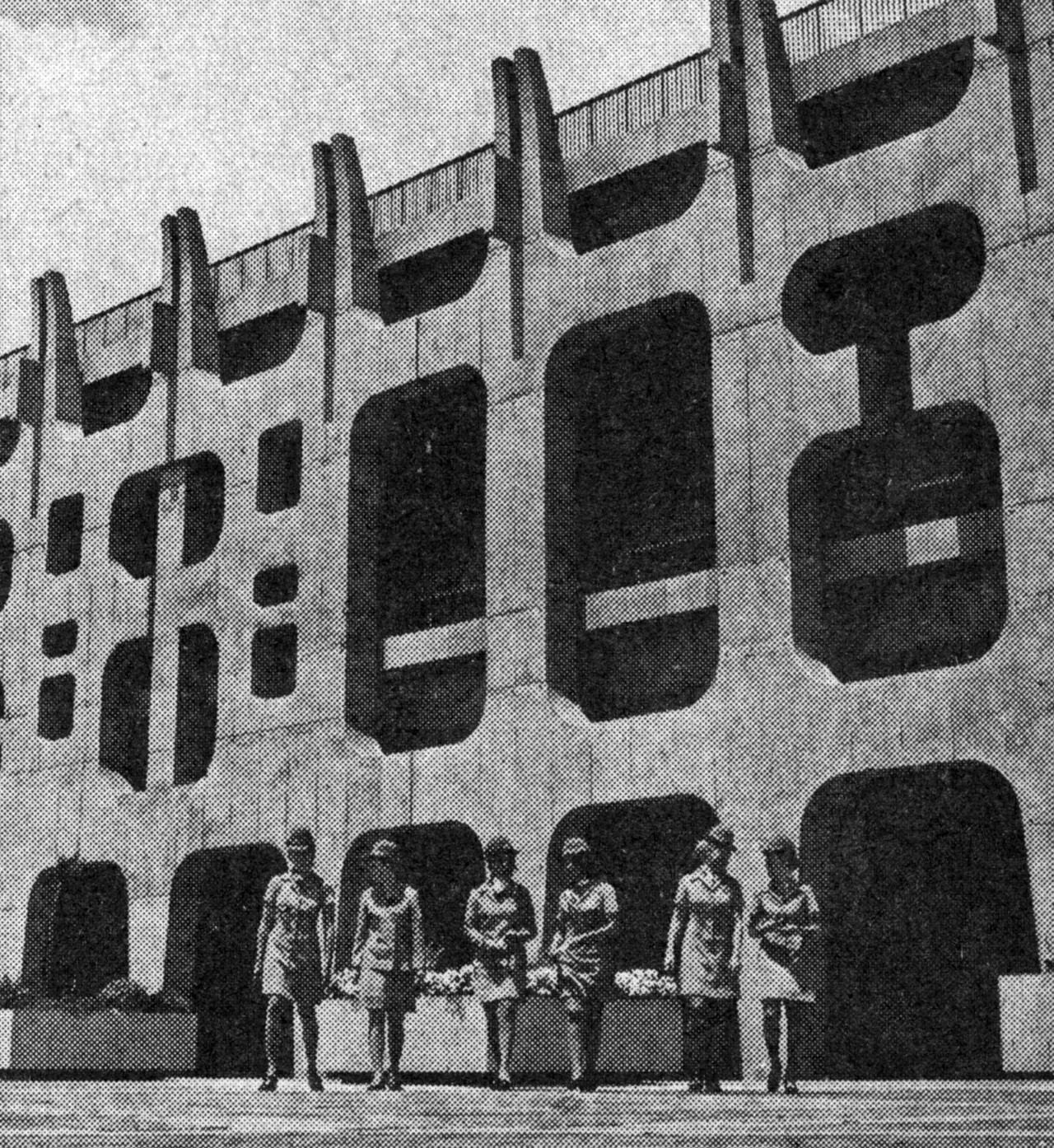 Archillect ID 401012