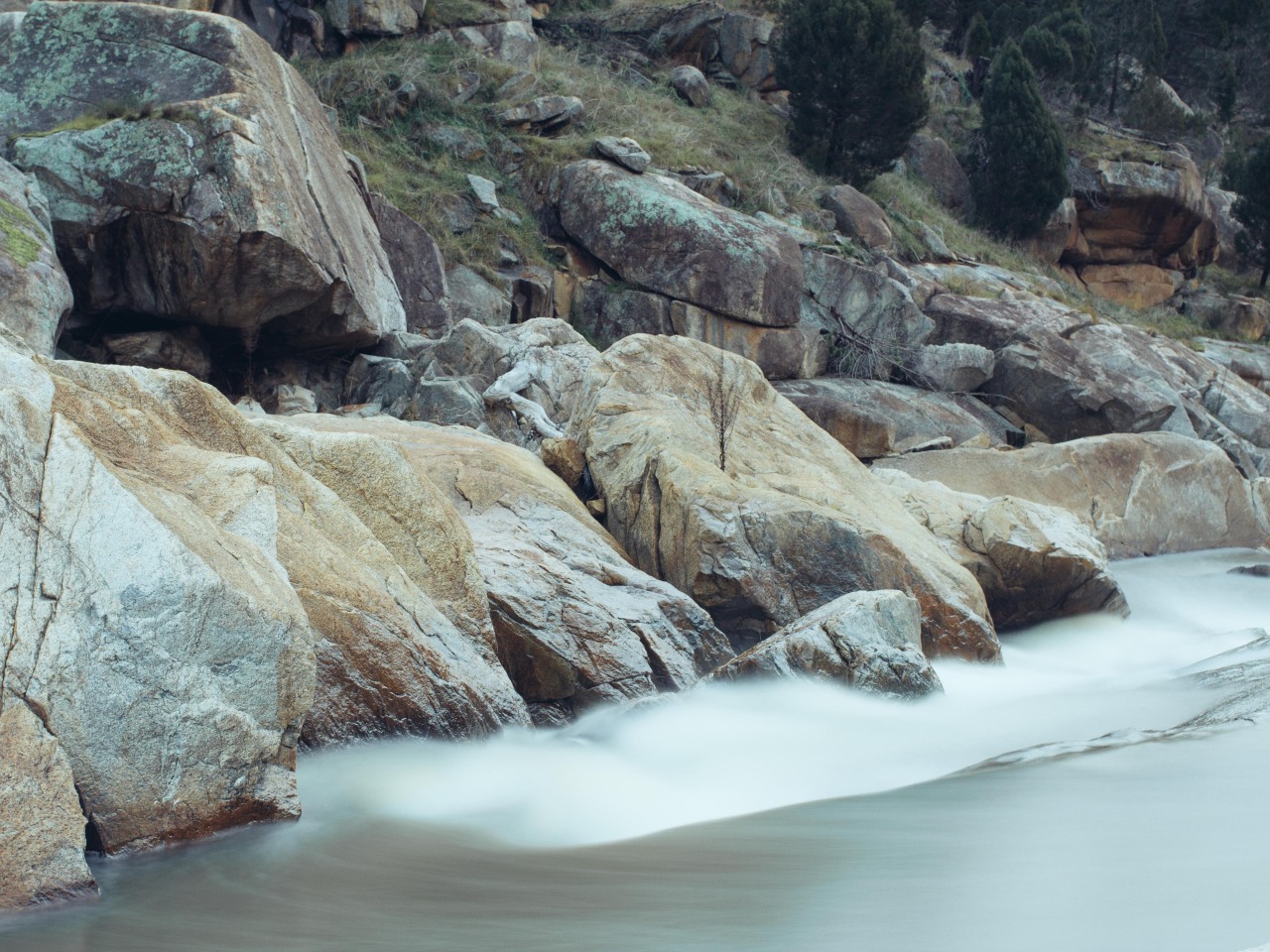 Archillect ID 401104